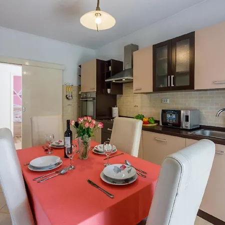Apartament Fuer 5 Personen Ca 63 Qm In Crikvenica, Kvarner Bucht Und Umgebung